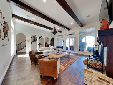 Main picture of 7916 Bella Flora Dr