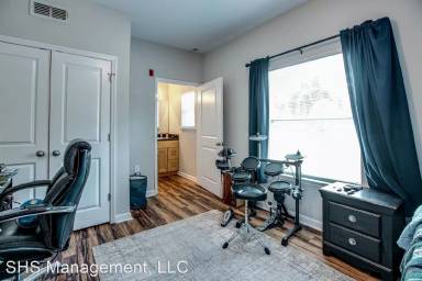 Main picture of 601 Pope St