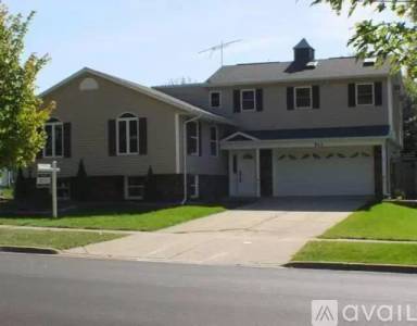 Main picture of 511 Krause Ave