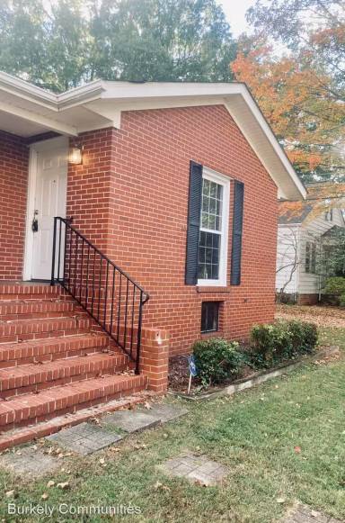 Main picture of 1605 Cobb St
