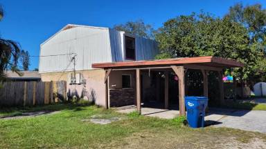 Main picture of 711 66th Ave W
