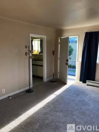 Main picture of 6404 Doyle St