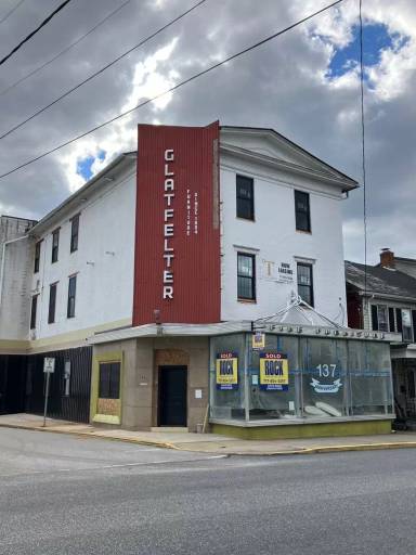 Main picture of 84 E Main St