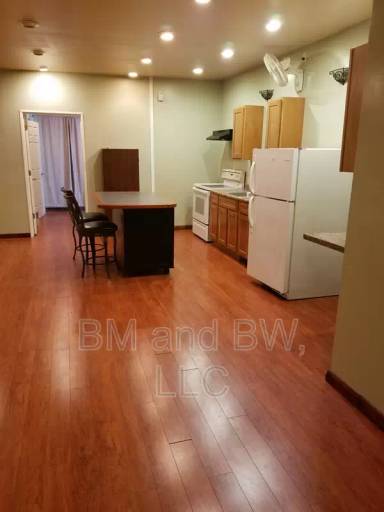 Main picture of 114 Fayette St
