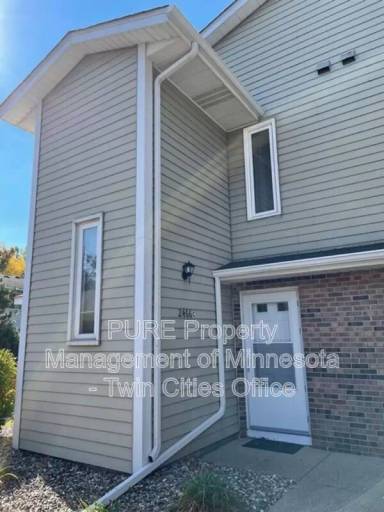Main picture of 2466 Cobble Hill Alcove