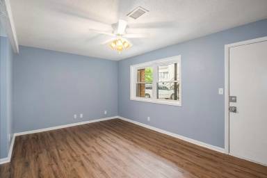 Main picture of 1130 S 31st St