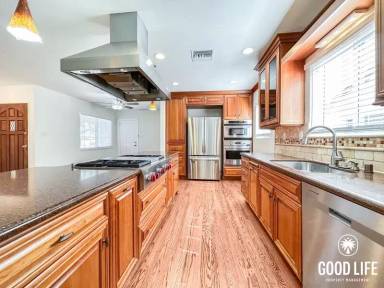 Main picture of 1770 W Chateau Ave
