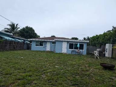 Main picture of 1323 NW 3rd Ave