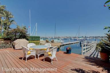 Main picture of 1128 E Balboa Blvd