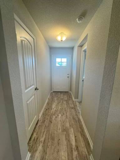Main picture of 413 Lewisville Ln