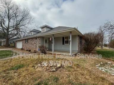 Main picture of 1312 Walnut Lawn Ct