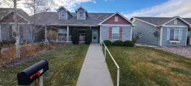 Main picture of 915 Alta Mae St