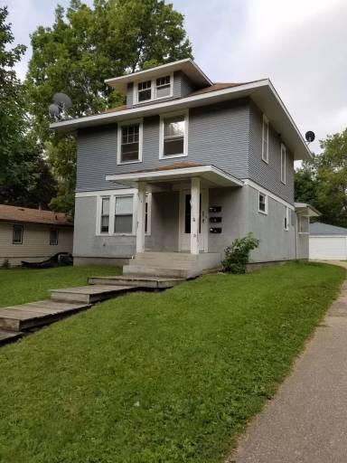 Main picture of 405 12th St NW