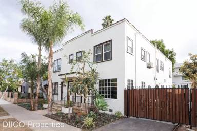 Main picture of 5736 Fountain Ave