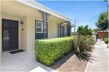 Main picture of 2400 Elden Ave