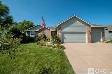 Main picture of 1058 N Bedford Ct