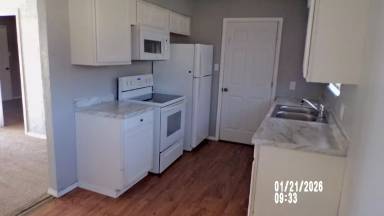 Main picture of 4921 NW Lindy Ave