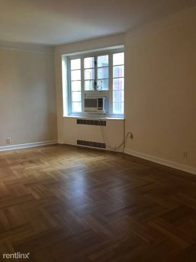 Main picture of 1 Jane St
