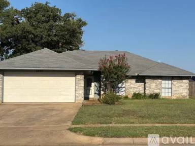 Main picture of 2505 Bayberry Ln