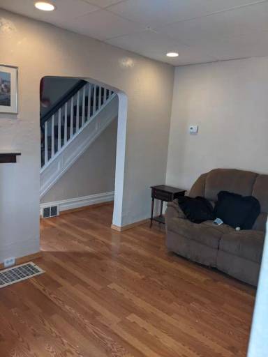 Main picture of 3147 Brackenridge St