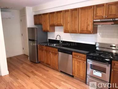 Main picture of 379 Harvard St