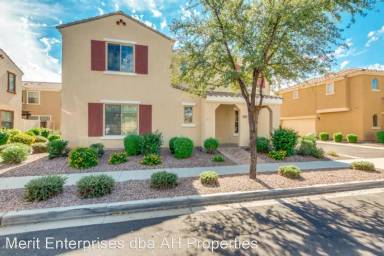 Main picture of 3119 E Harrison St