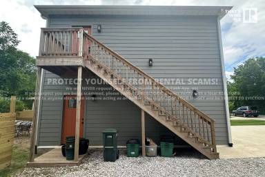 Main picture of 2001 N Shady Ave