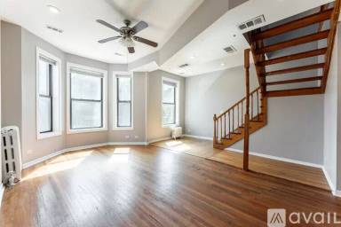 Main picture of 2202 W Belmont Ave