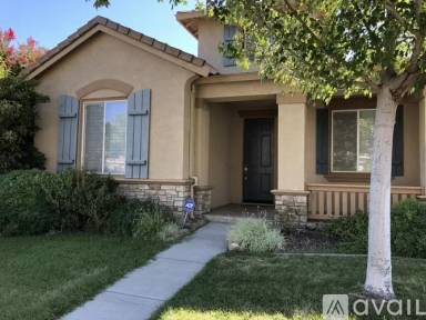 Main picture of 550 Triple Crown Ct