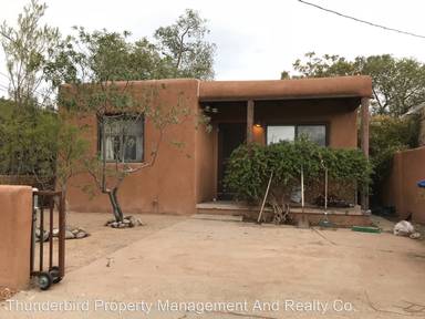 Main picture of 2441 Consuelo Ln NW