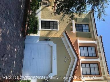 Main picture of 1744 SW Via Rossa