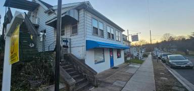 Main picture of 712 Erie St