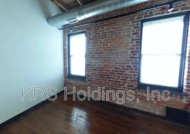 Main picture of 1318 W Broad St