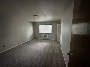 Main picture of 1408 E 21st St