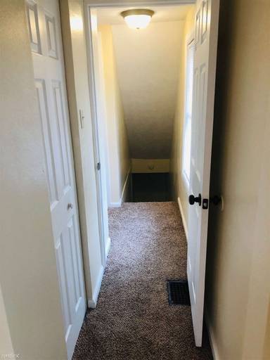 Main picture of 90 Southview Rd