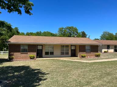 Main picture of Dixon Street Apartments