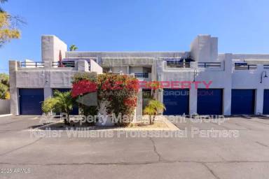 Main picture of 902 W Glendale Ave