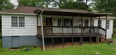 Main picture of 3240 Circle Dr