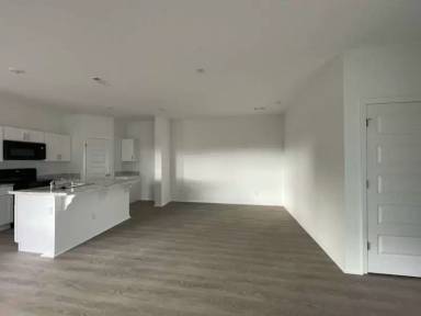 Main picture of 6721 SW Dignity Ave