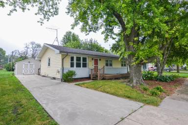 Main picture of 1729 1st St