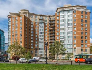 Main picture of 555 Mass Ave Condo