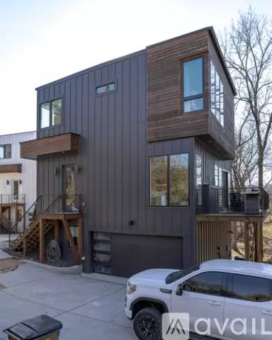 Main picture of 115 McCall St