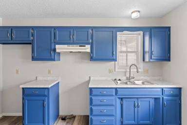 Main picture of 2435 N Homewood Ave