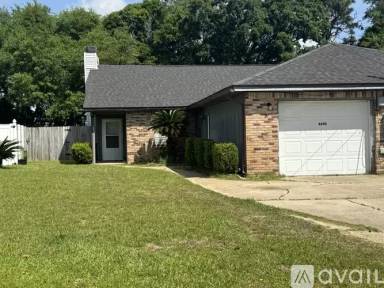 Main picture of 4690 Petra Cir