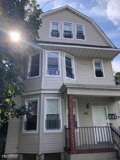 Main picture of 13 22nd St