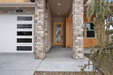 Main picture of 5110 N Cengotita Ave