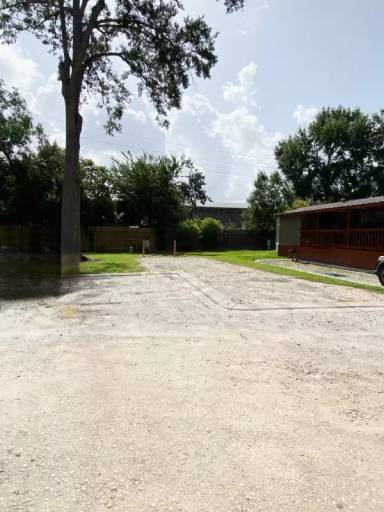 Main picture of 30102 Lazy Ln