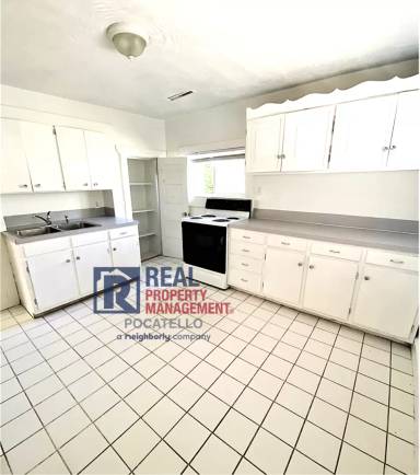 Main picture of 542 S Garfield Ave