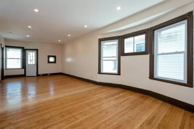 Main picture of 433 Morris St