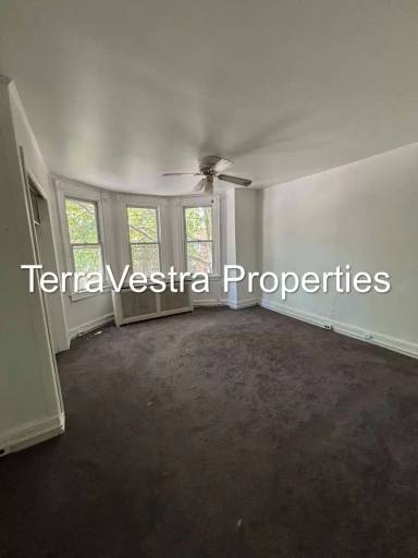 Main picture of 433 Viola St